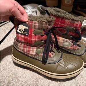 Sorel Red Plaid and Green Snow Boots